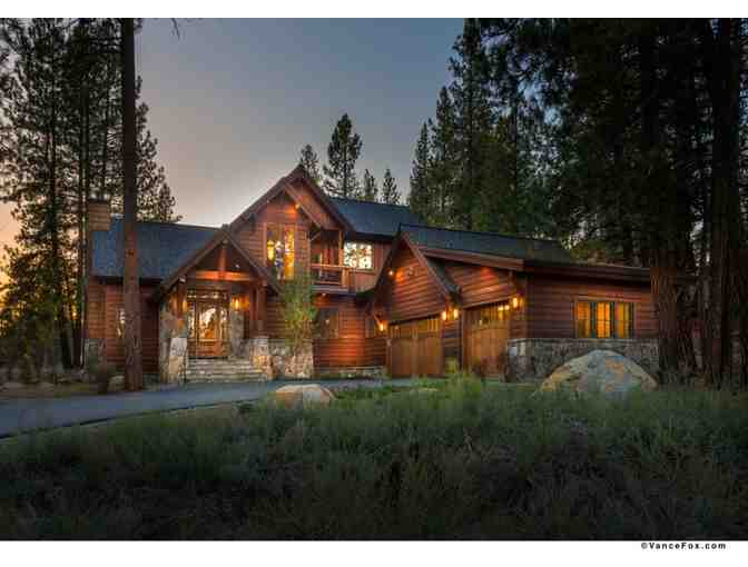 TAHOE IN THE SPRING!!! 7 Night Stay at Deluxe Townhome in Truckee, Lake Tahoe (March 2017)