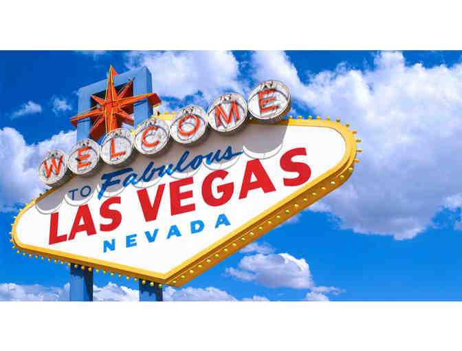 'Coupling in Tinsel Town - Vegas Escape for 2'