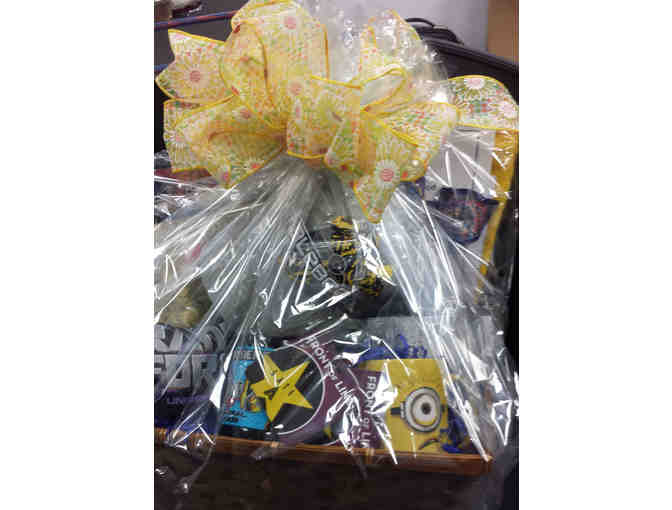 FOUR (4) Universal Studios Tickets  Including Front of the Line Passes