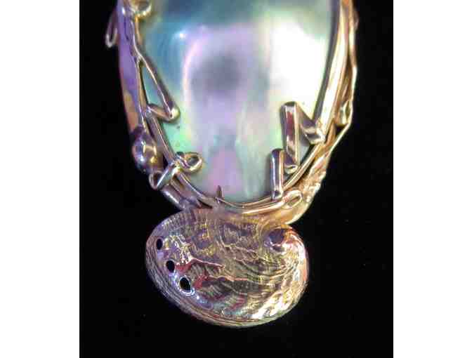 14K Gold and Abalone Mabé Pearl Pendant (1'W x 1.75'H), Randall Dexter