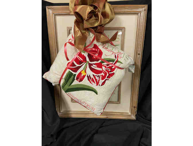 Amaryllis Print and Matching Pillow