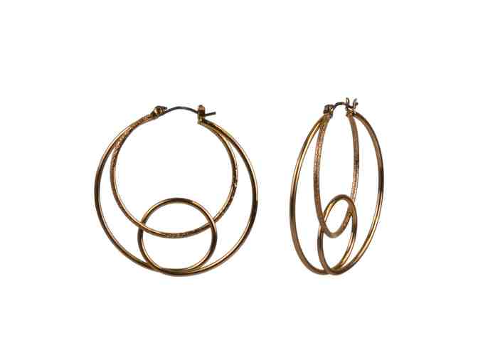 Earrings Style and CO 2 Sets (RETAIL $39)