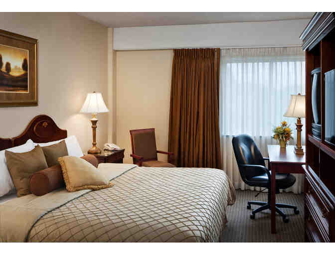 Park Place Hotel: Two (2) Nights Stay & $50 Dining Credit (Traverse City, MI)