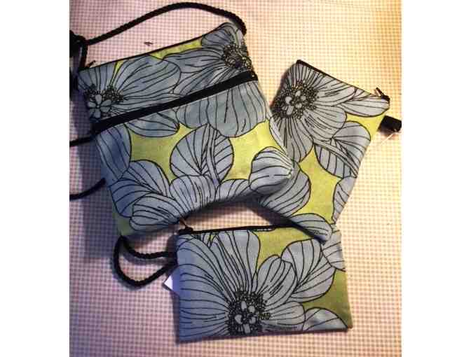 'Blue Poppies' Bag Set and $50 Gift Certificate to Dunehouse
