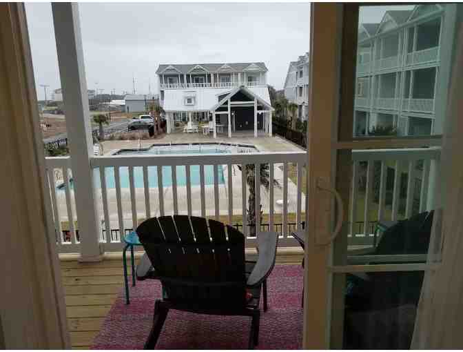 4 Night Stay at 'A Better Boat' Atlantic Beach NC