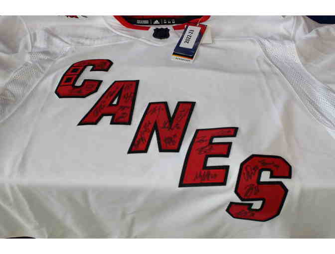 2022-2023 Carolina Hurricanes Team Autographed Jersey