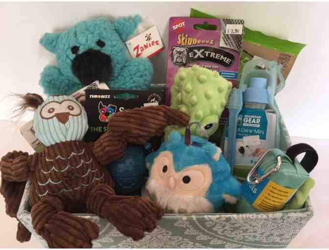 Bed & Biscuit - Groomingdales Gift Basket and More!