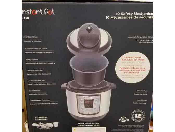 8 QT - INSTANT POT LUX EDITION