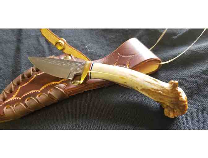 Hand Carved Knives by Ken Richardson