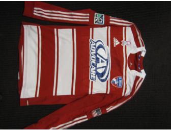 FC Dallas 12 Breast Cancer Awareness jersey signed by Brek Shea