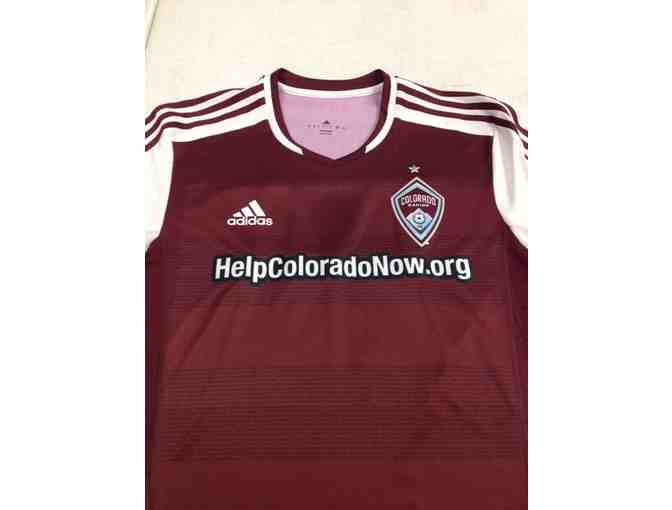 2013 Colorado Rapids Team autographed burgundy jersey