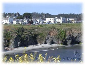 Water Tower Stay in Mendocino's Historic District, 2 Nights for 4