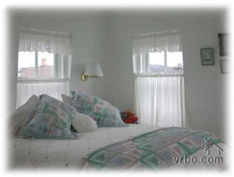 Water Tower Stay in Mendocino's Historic District, 2 Nights for 4