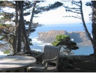 Sea Arch Beckons 4 Persons to a 2-Night Stay on the Edge