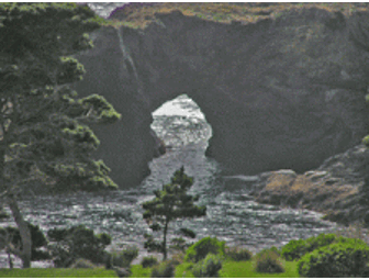 Sea Arch Beckons 4 Persons to a 2-Night Stay on the Edge