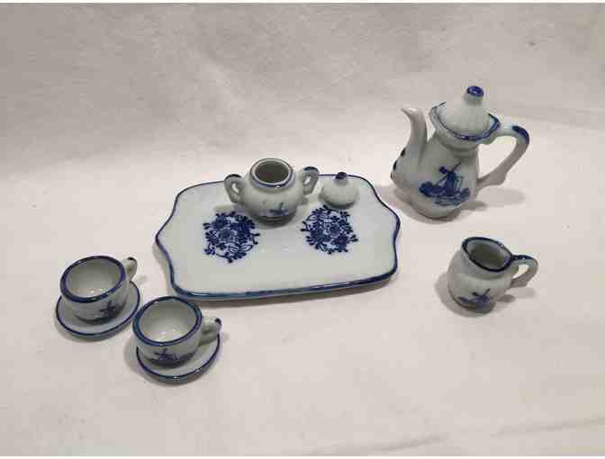 Doll's China Tea Set