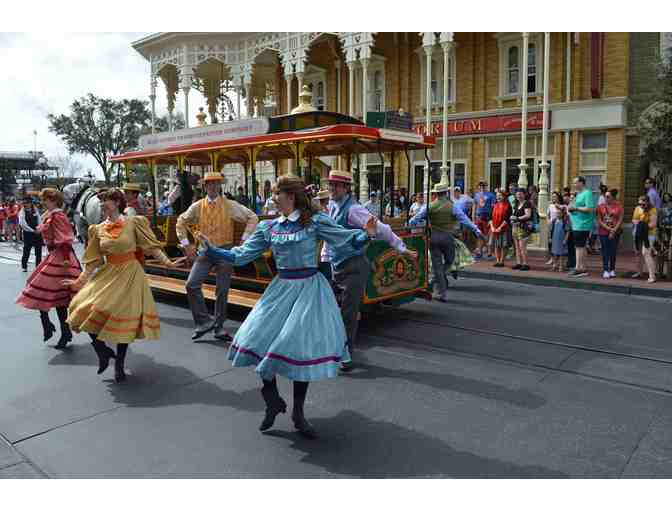 Disney World Family Adventure: 4-Night Stay for 2 & $500 Disney Gift Card