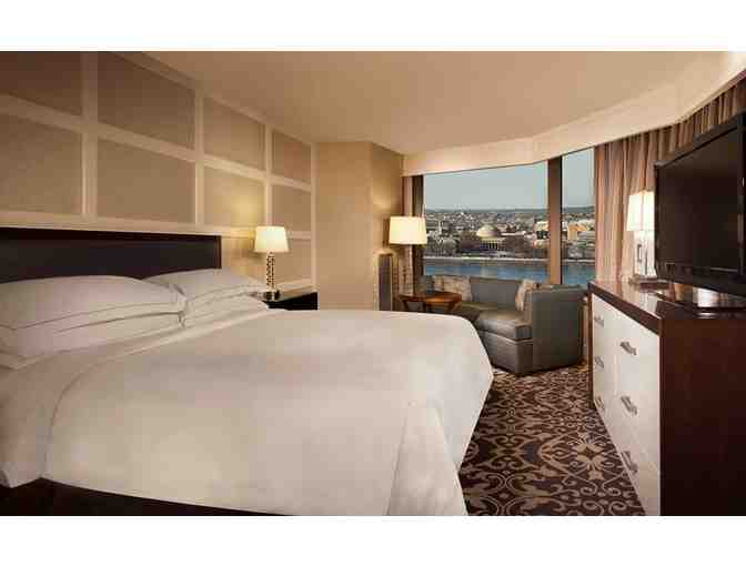 Boston Getaway - Hilton Boston Back Bay and Isabella Stewart Gardner Museum