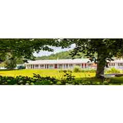 Giovanni's Red Rose Motel