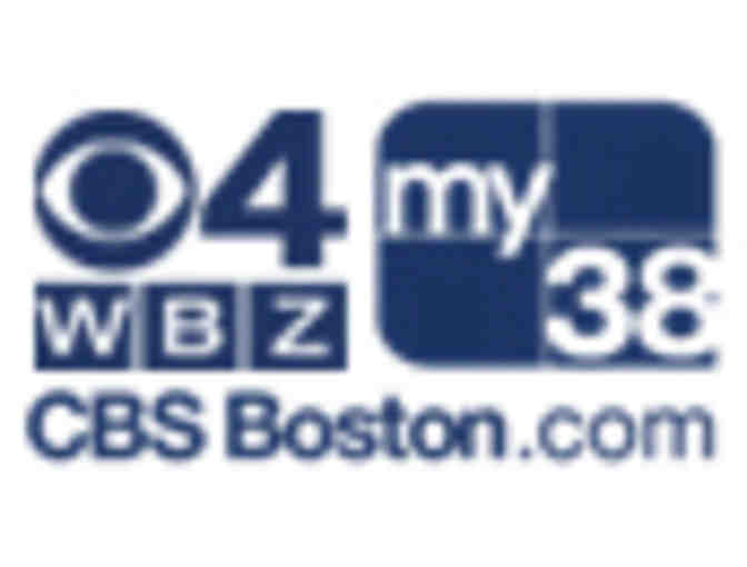 Up close & personal with CBS4-WBZ TV Anchor, Lisa Hughes - News Studio Tour for 4