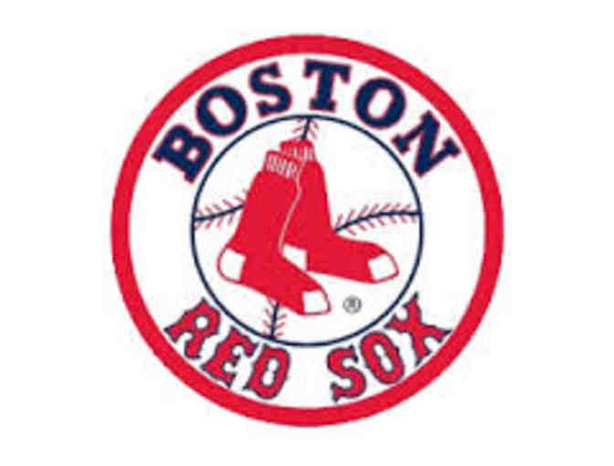 Ultimate Sox Fan Package! Red Sox v Phillies - 8/20 @ 7pm -2 Luxury SEATS in Dell/EMC CLUB - Photo 1