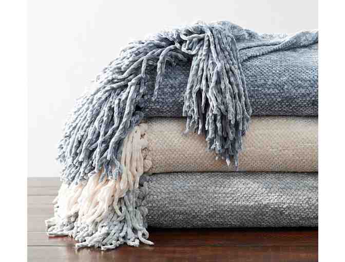 Cozy Family Fun with the Barefoot Contessa, chenille throw, FOMU, games and treats