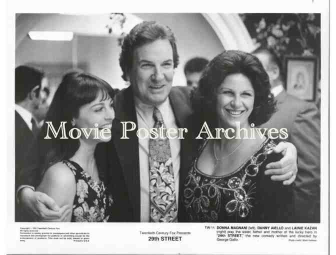 29th STREET, 1991, movie stills, Danny Aiello, Anthony LaPaglia