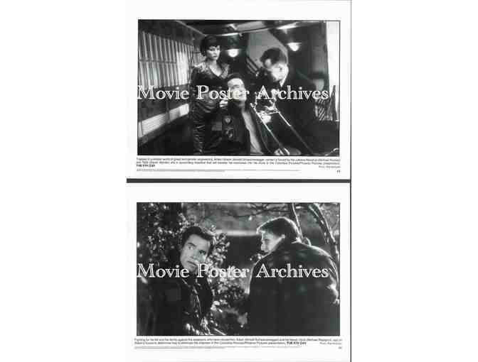 6th DAY, 2000, movie stills, Arnold Schwarznegger, Robert Duvall