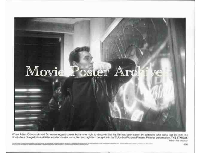 6th DAY, 2000, movie stills, Arnold Schwarznegger, Robert Duvall