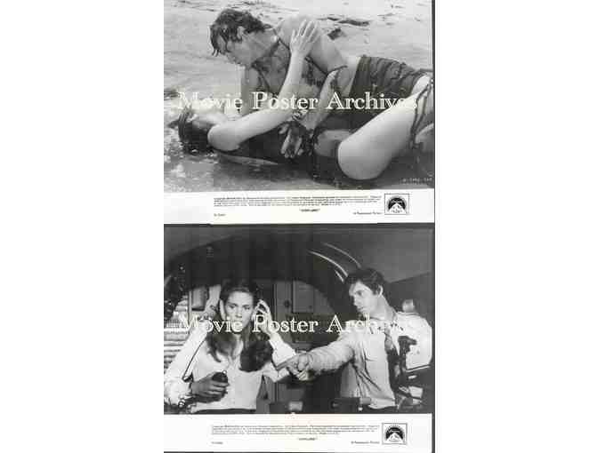 AIRPLANE!, 1980, movie stills, Lloyd Bridges, Leslie Nielsen, Robert Hays