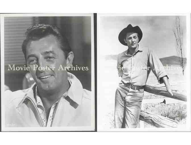 ROBERT MITCHUM, group of classic celebrity portraits, stills or photos