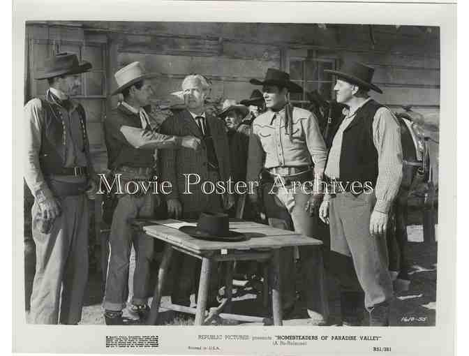 HOMESTEADERS OF PARADISE VALLEY, 1947, movie still set, Allan Rocky Lane, Robert Blake