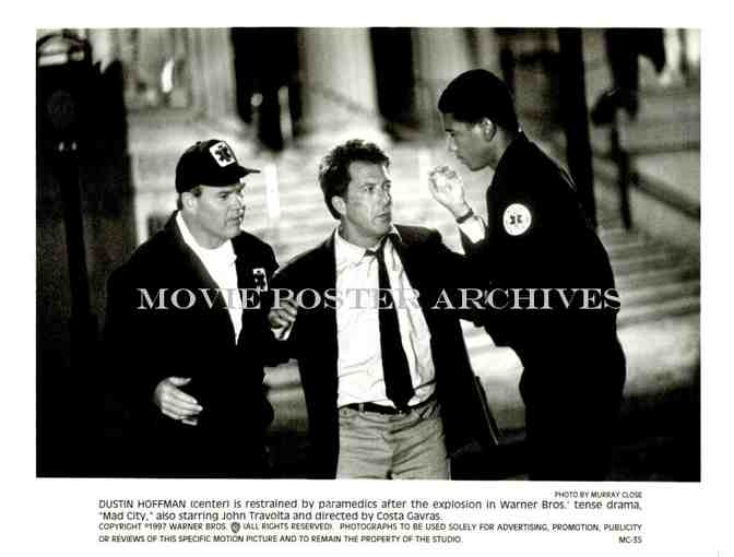 MAD CITY, 1997, movie stills, John Travolta, Dustin Hoffman, Alan Alda