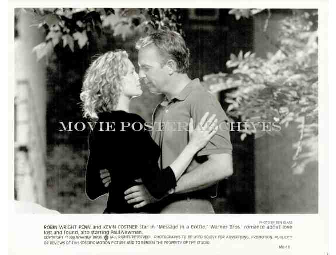 MESSAGE IN A BOTTLE, 1999, movie stills, Kevin Costner, Robin Wright