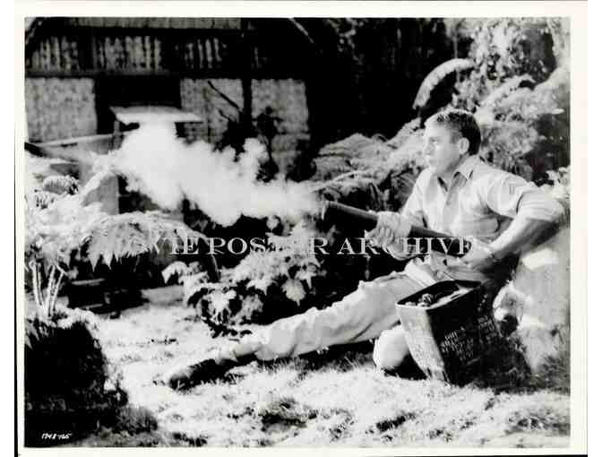 NEVER SO FEW, 1959, movie stills, Frank Sinatra, Gina Lollobrigida