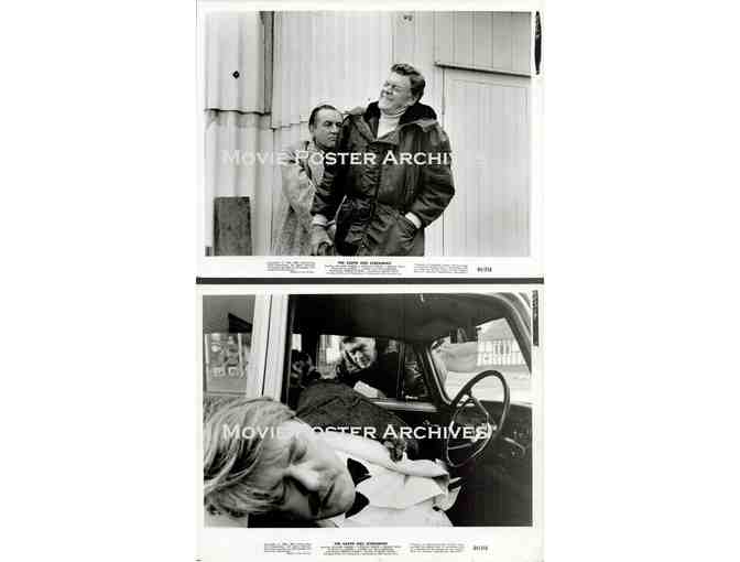 EARTH DIES SCREAMING, 1964, movie stills, Willard Parker, Virginia Field