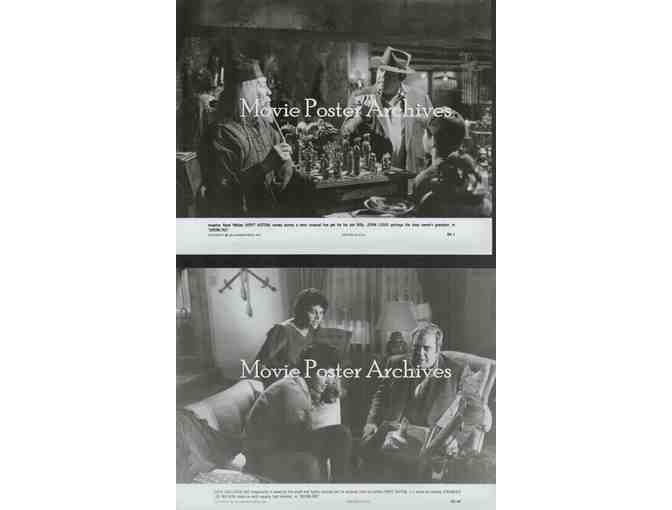 GREMLINS, 1984, movie stills, Zach Galligan, Phoebe Cates