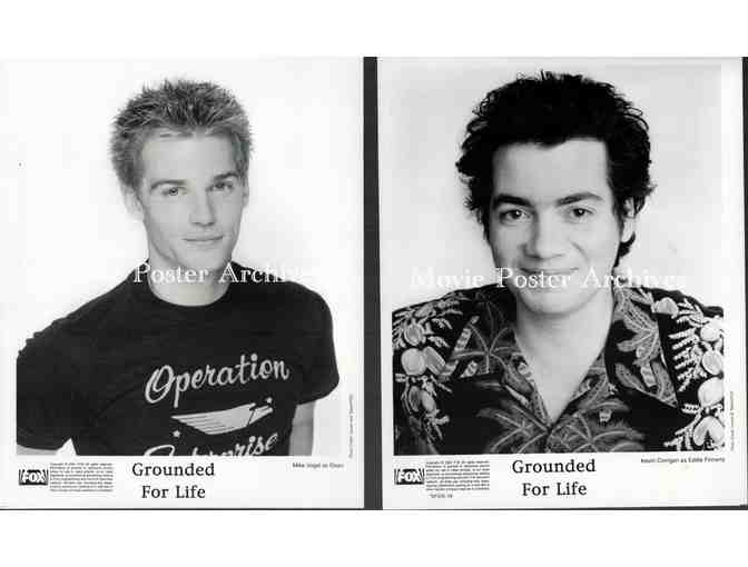 GROUNDED FOR LIFE, tv stills, Donal Logue, Megyn Price, Kevin Corrigan