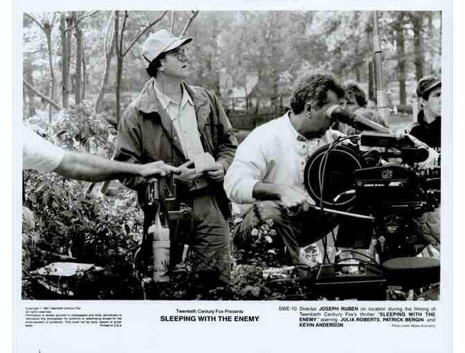 SLEEPING WITH THE ENEMY, 1991, movie stills, Julia Roberts, Patrick Bergin