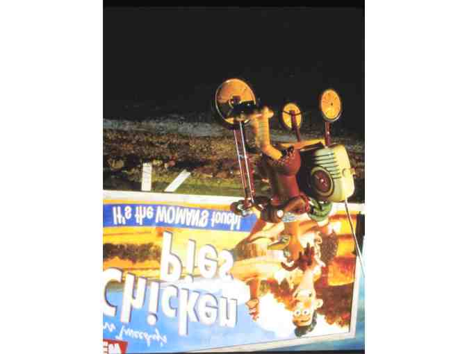 CHICKEN RUN, 2000, color slides, stop-motion animation