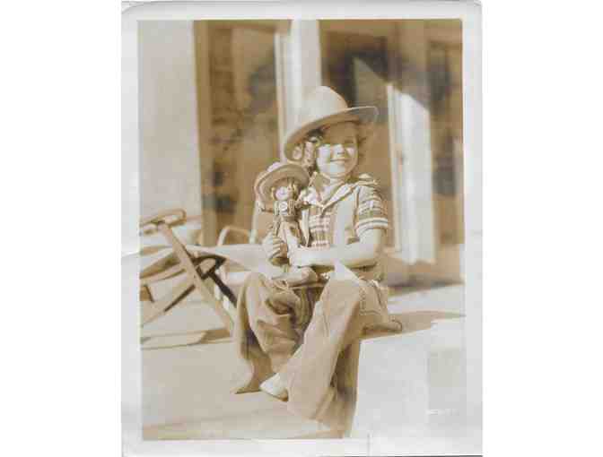 SHIRLEY TEMPLE, COLLECTORS LOT of classic celebrity portraits, stills or photos