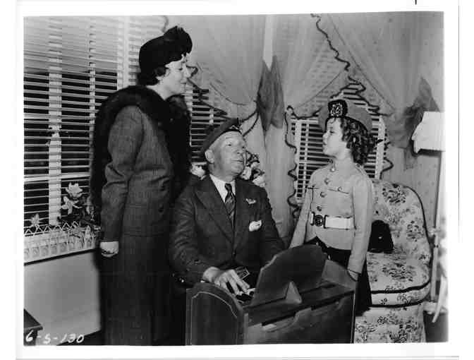 SHIRLEY TEMPLE, COLLECTORS LOT of classic celebrity portraits, stills or photos