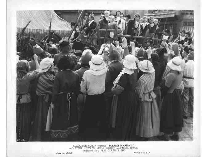 SCARLET PIMPERNEL, 1934, movie stills, Leslie Howard, Merle Overon