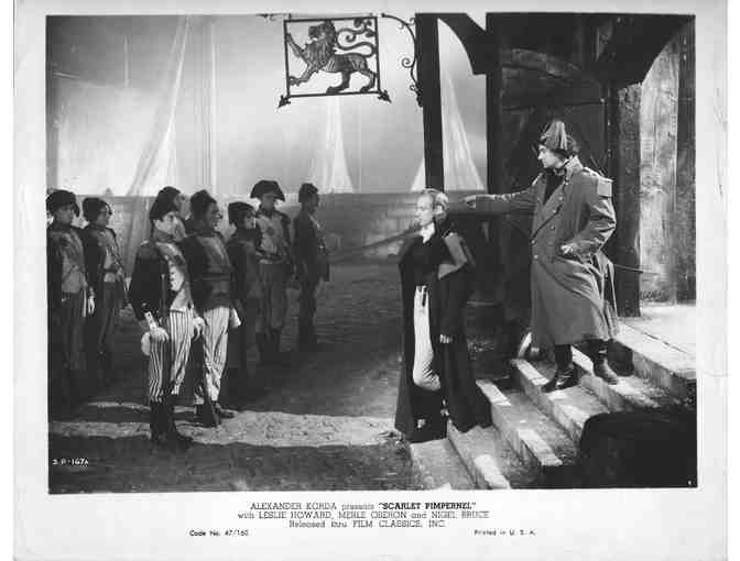 SCARLET PIMPERNEL, 1934, movie stills, Leslie Howard, Merle Overon