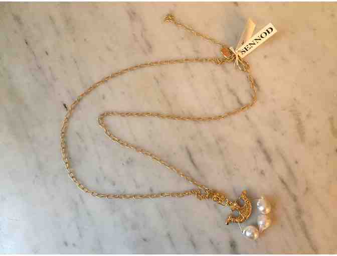 Necklace - Baroque Pearl Trio Vignette on Chain - Sennod Jewelry