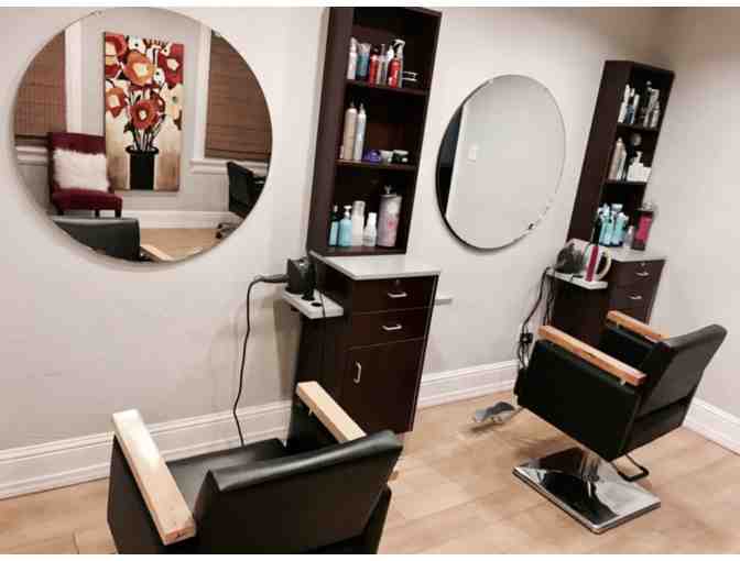 Euphoria Hair Lounge - Shampoo and Blow Out