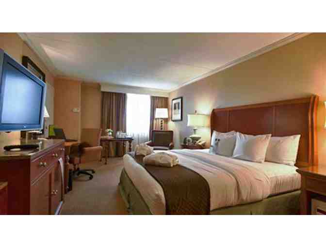 Deluxe Overnight Stay at the Doubletree by Hilton in Beachwood - Cleveland, Ohio