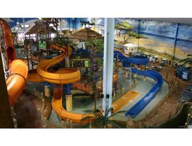 Overnight Stay at Kalahari (Sandusky, OH) in a Suite for up to 8 people!