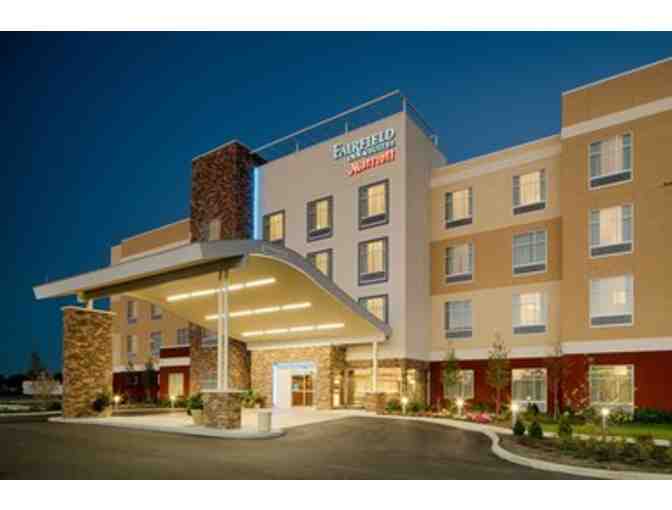 Fairfield by Marriott Columbus Dublin Stay & Dinner at Roosters - Columbus, OH