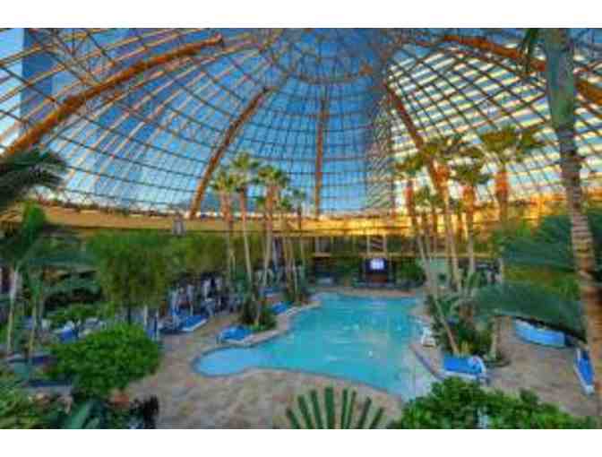 Caesars Entertainment, (1) 2 Night Stay in Las Vegas and Atlantic City